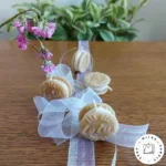 شمع بیسکوئیت لوتوس کرم دار