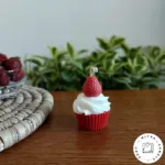 شمع کاپ کیک توت فرنگی
