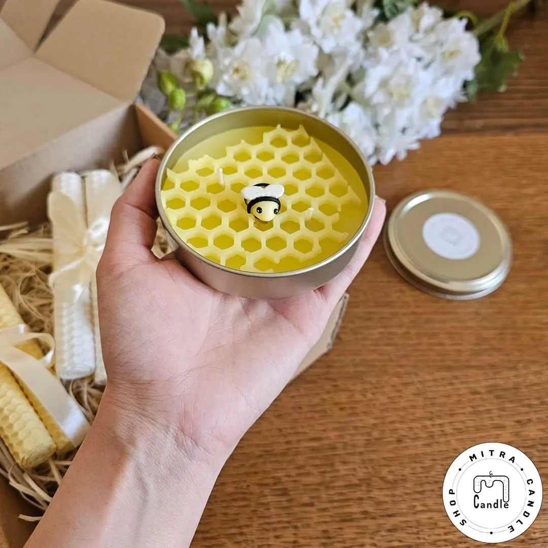 Wax candle and bee.1 قوطی شمع موم و زنبورعسل - Image 1