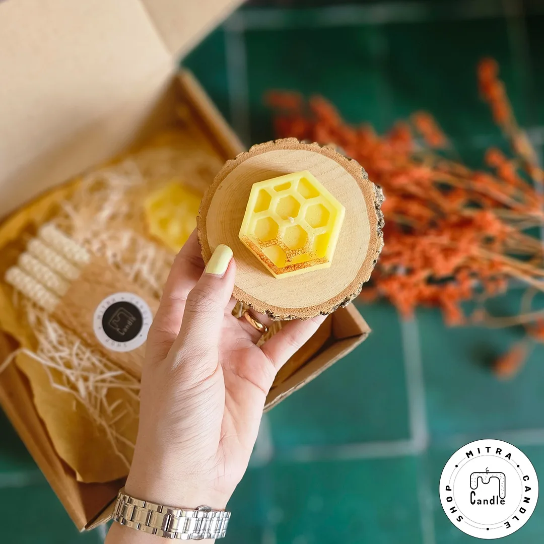 bee candle.9 شمع زنبوری - Image 1